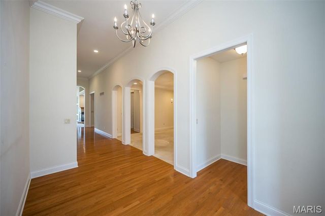 719 Clayton Corners Drive, Ballwin, MO 63011