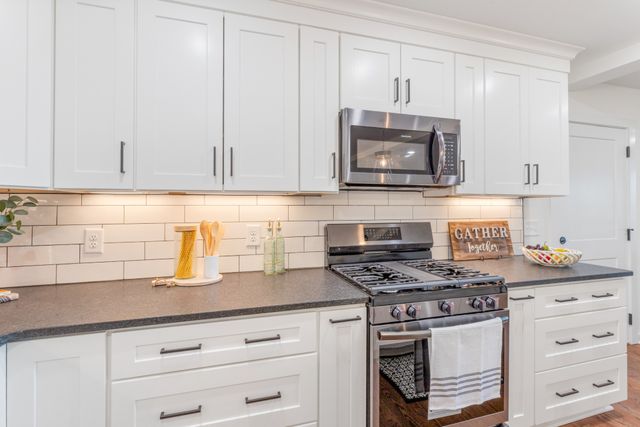 2210 Garners Creek Rd, Dickson, TN 37055