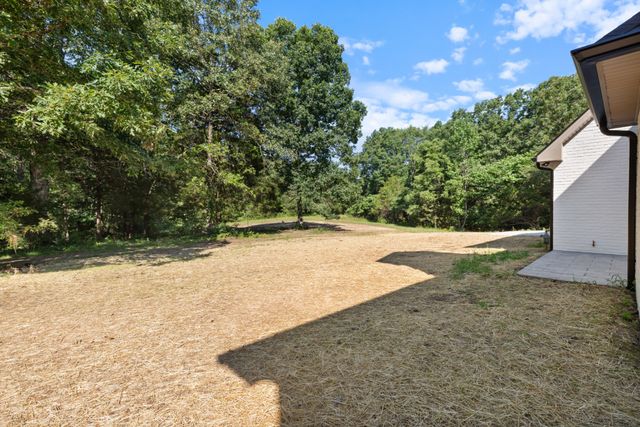 2210 Garners Creek Rd, Dickson, TN 37055