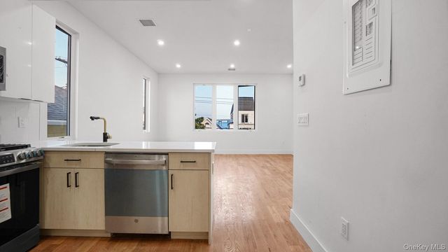 3239 Tierney Place, Bronx, NY 10465