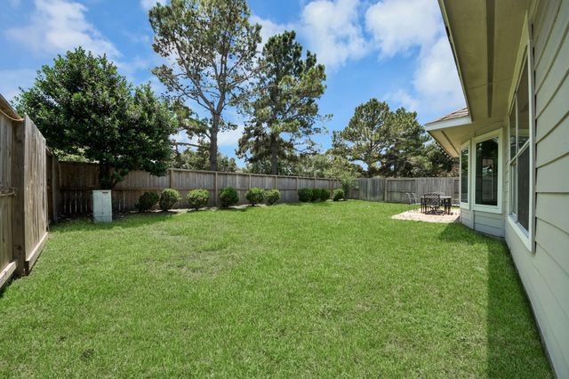 18027 Parkwille Lane, Cypress, TX 77433
