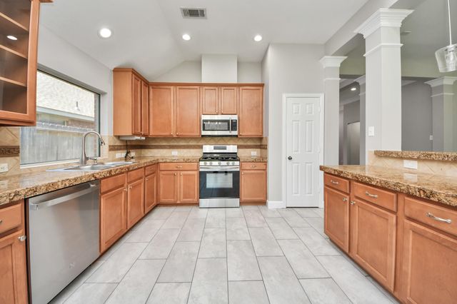 18027 Parkwille Lane, Cypress, TX 77433