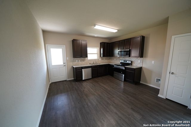 745 TUPELO TANK DR, New Braunfels, TX 78130