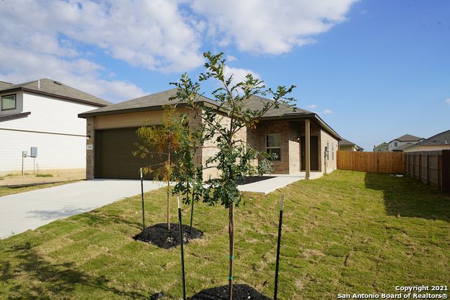 745 TUPELO TANK DR, New Braunfels, TX 78130