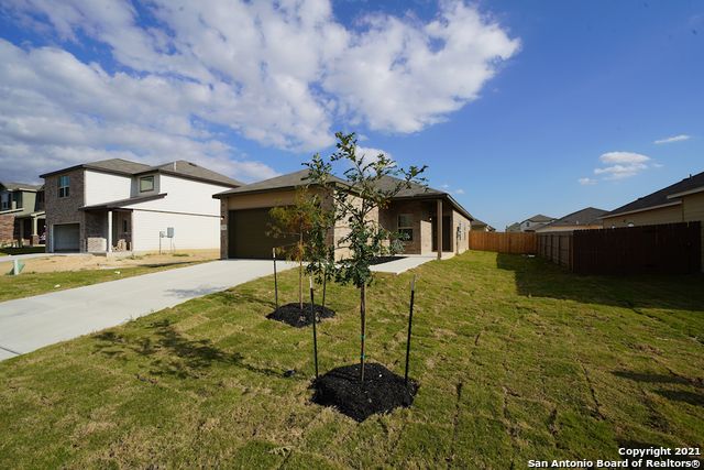 745 TUPELO TANK DR, New Braunfels, TX 78130