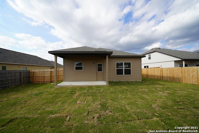 745 TUPELO TANK DR, New Braunfels, TX 78130