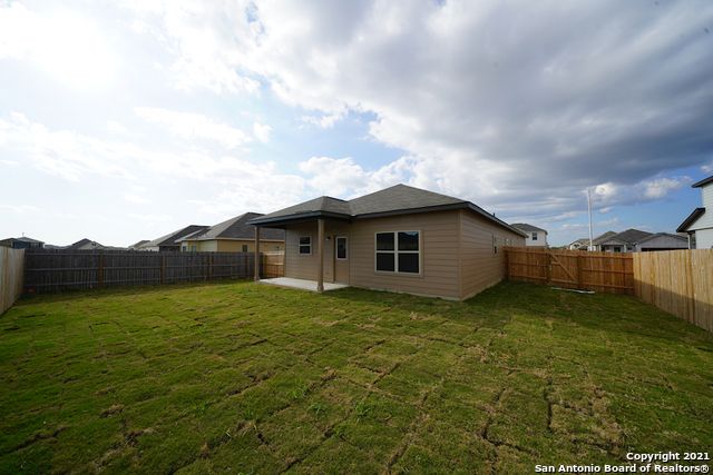 745 TUPELO TANK DR, New Braunfels, TX 78130