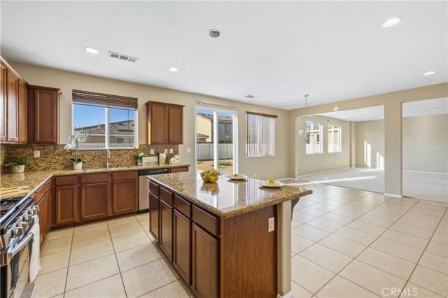 3103 Louise, Lancaster, CA 93536