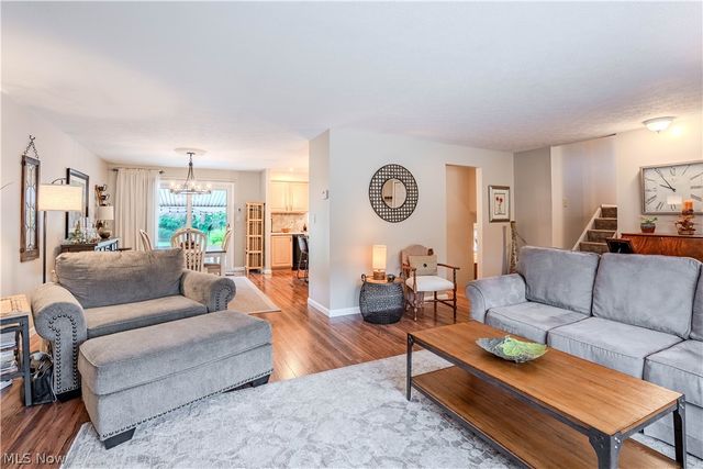 20566 Village Green Drive, Strongsville, OH 44149