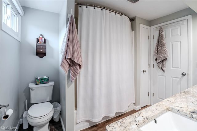 20566 Village Green Drive, Strongsville, OH 44149