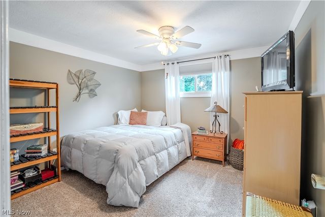 20566 Village Green Drive, Strongsville, OH 44149