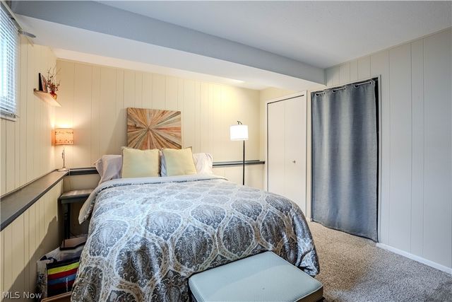20566 Village Green Drive, Strongsville, OH 44149