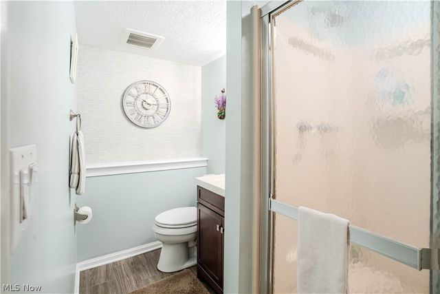 20566 Village Green Drive, Strongsville, OH 44149