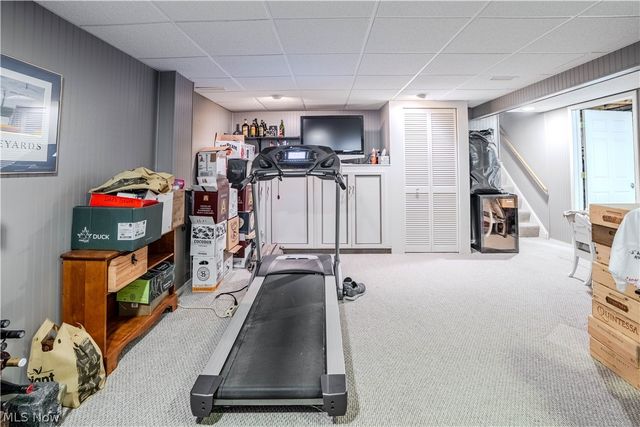 20566 Village Green Drive, Strongsville, OH 44149