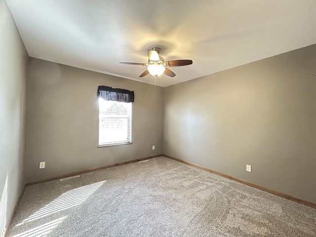 1916 PINK DOGWOOD WAY, Green Bay, WI 54313