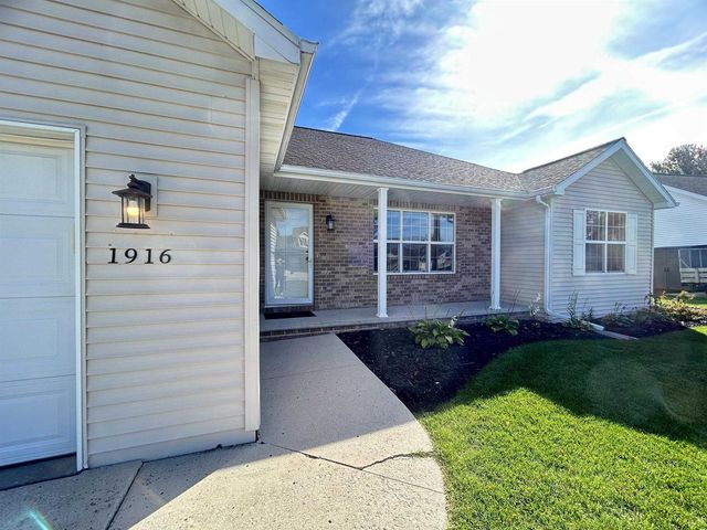 1916 PINK DOGWOOD WAY, Green Bay, WI 54313