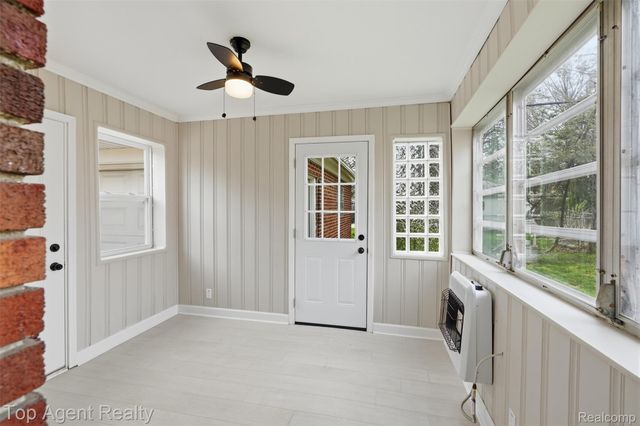 21407 Pallister Street, St. Clair Shores, MI 48080