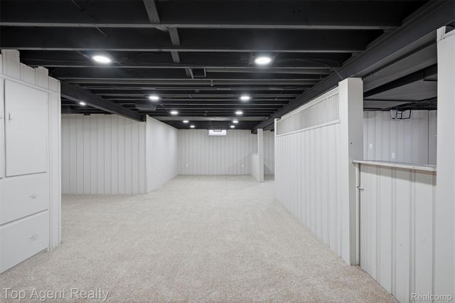21407 Pallister Street, St. Clair Shores, MI 48080