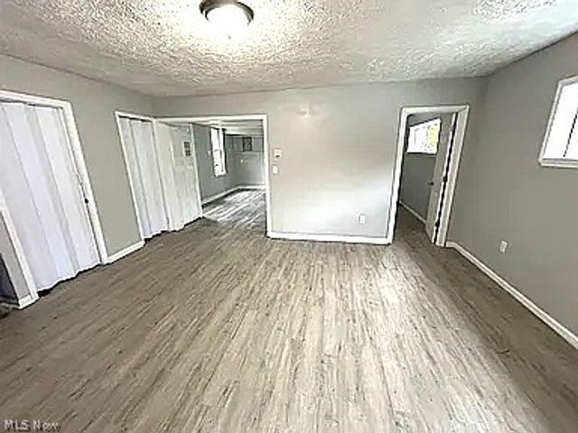 3328 W 61st Street, Cleveland, OH 44102