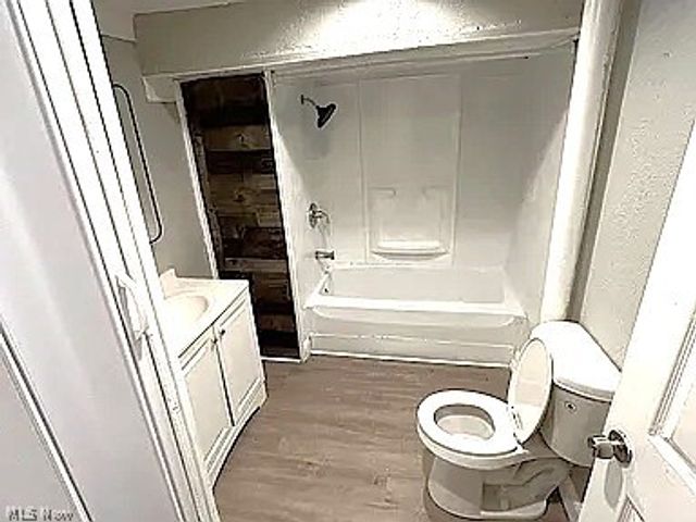 3328 W 61st Street, Cleveland, OH 44102