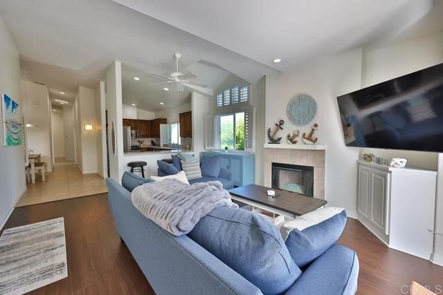 828 D Avenue, Coronado, CA 92118