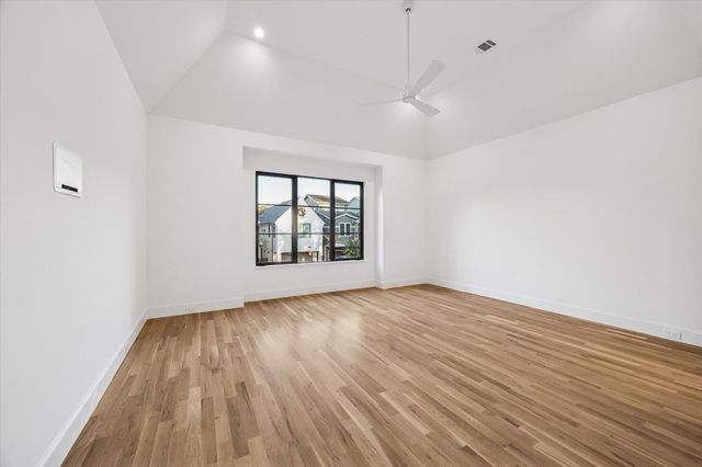 1021 Ashland Street, Houston, TX 77008