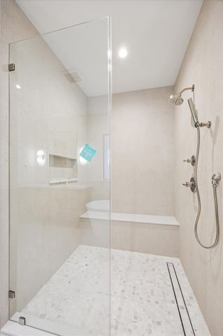 1021 Ashland Street, Houston, TX 77008