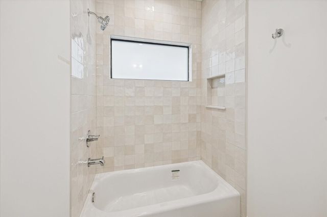 1021 Ashland Street, Houston, TX 77008