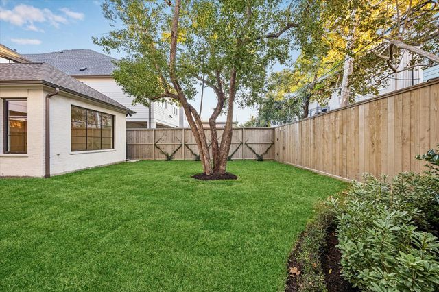 1021 Ashland Street, Houston, TX 77008