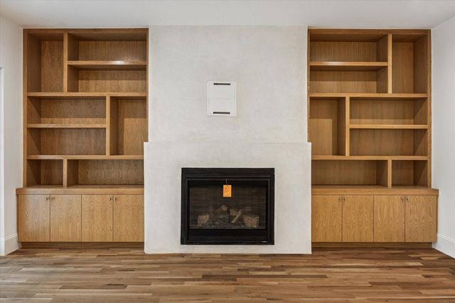 1021 Ashland Street, Houston, TX 77008