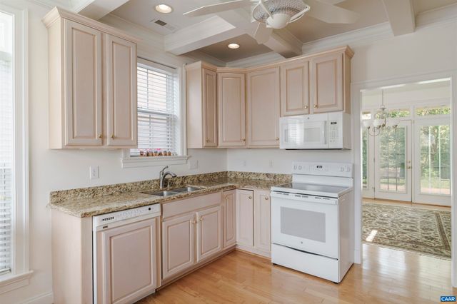 5527 STONEGATE LN, Crozet, VA 22932