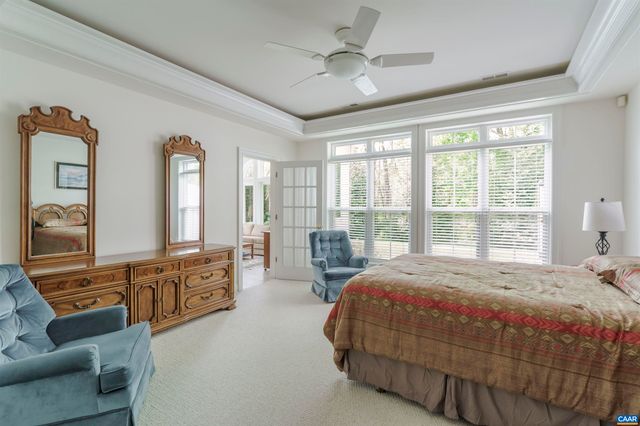 5527 STONEGATE LN, Crozet, VA 22932