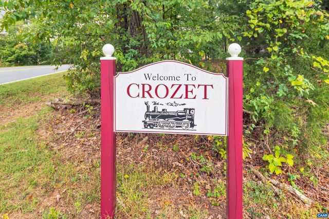 5527 STONEGATE LN, Crozet, VA 22932