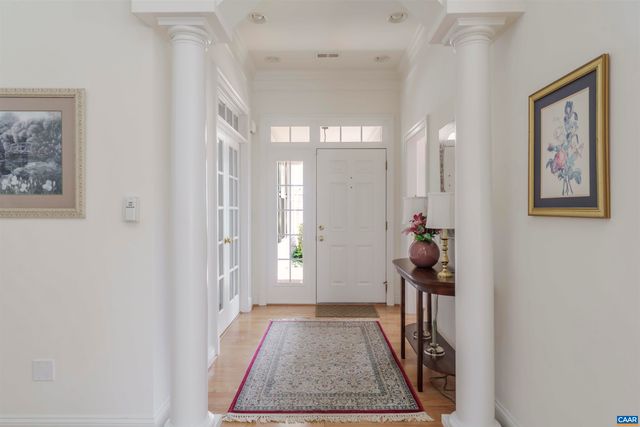 5527 STONEGATE LN, Crozet, VA 22932