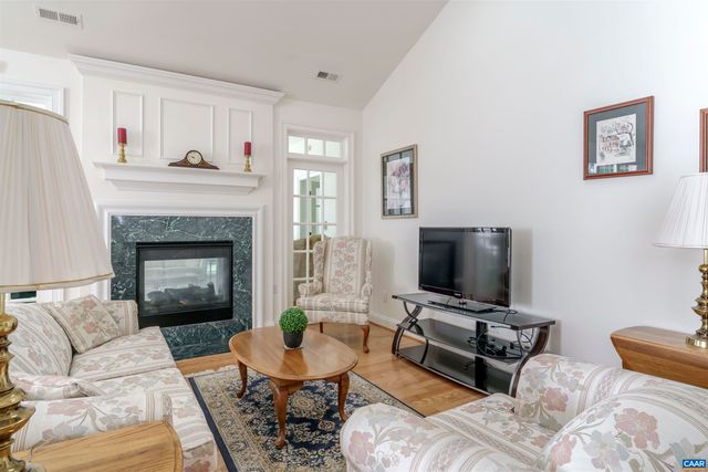5527 STONEGATE LN, Crozet, VA 22932