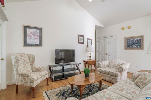 5527 STONEGATE LN, Crozet, VA 22932