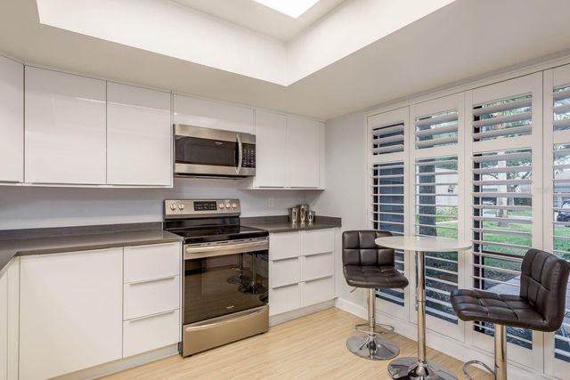 3098 EAGLES LANDING CIRCLE W, Clearwater, FL 33761