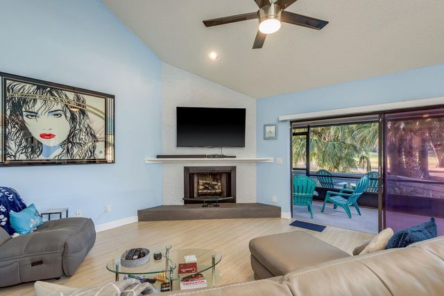 3098 EAGLES LANDING CIRCLE W, Clearwater, FL 33761