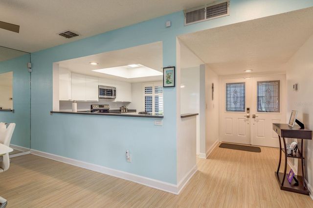 3098 EAGLES LANDING CIRCLE W, Clearwater, FL 33761