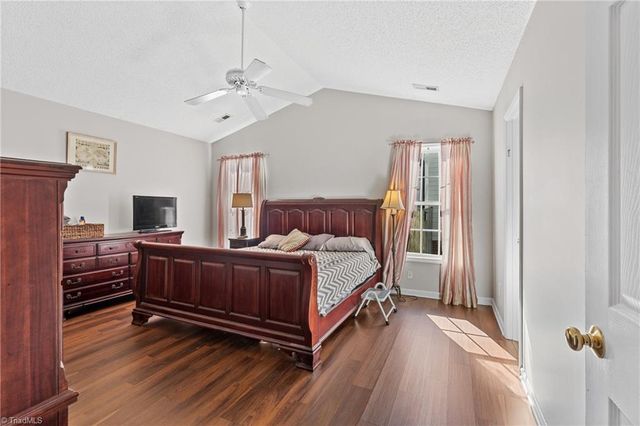 3009 Brookrun Drive, Jamestown, NC 27282