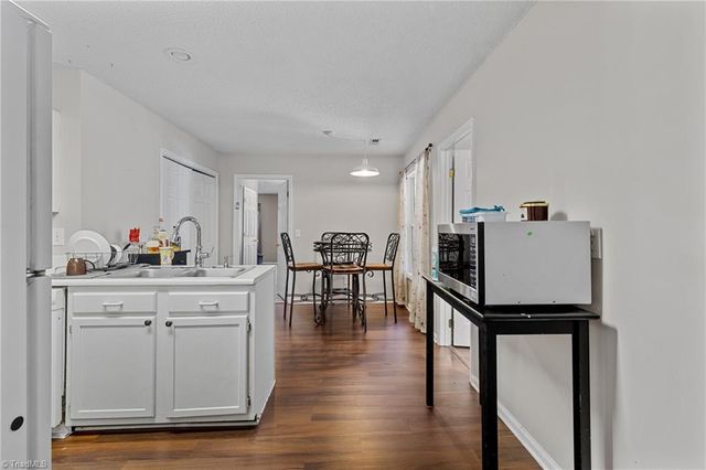 3009 Brookrun Drive, Jamestown, NC 27282