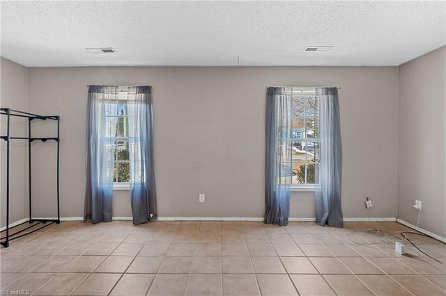 3009 Brookrun Drive, Jamestown, NC 27282