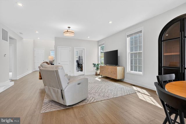 6053 COBBLESTONE CT, Marshall, VA 20115