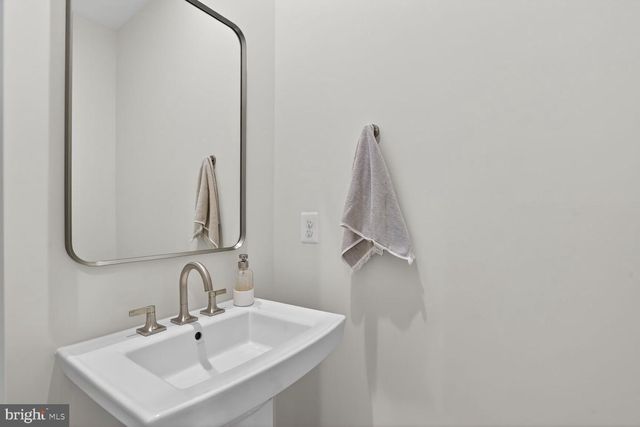 6053 COBBLESTONE CT, Marshall, VA 20115