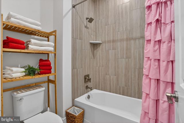 6053 COBBLESTONE CT, Marshall, VA 20115