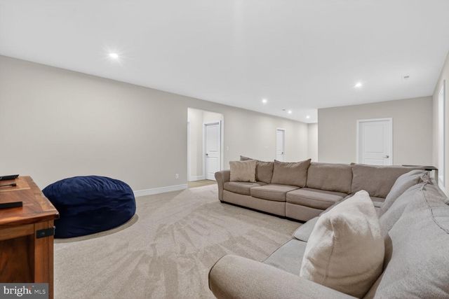 6053 COBBLESTONE CT, Marshall, VA 20115