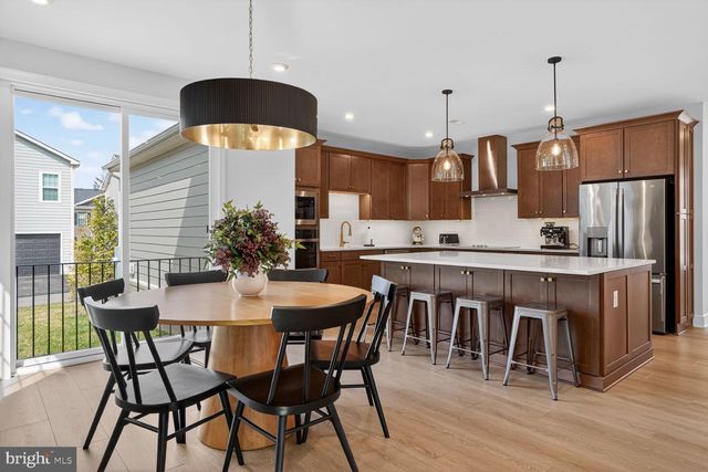 6053 COBBLESTONE CT, Marshall, VA 20115