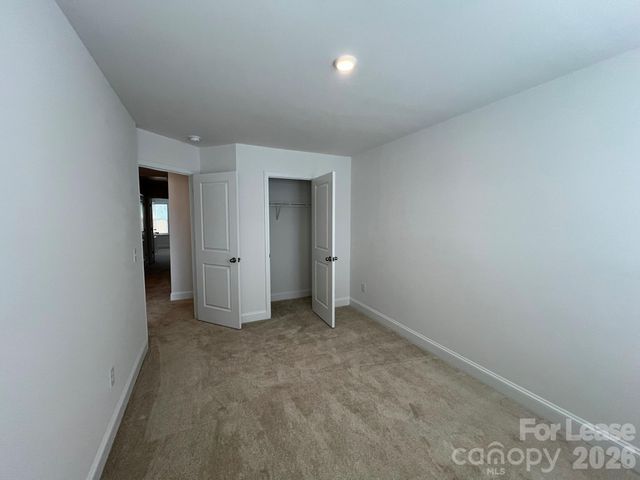 7708 Ethora Way, Charlotte, NC 28216