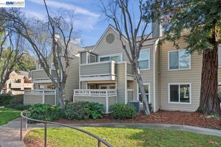 215 Reflections Dr 16, San Ramon, CA 94583