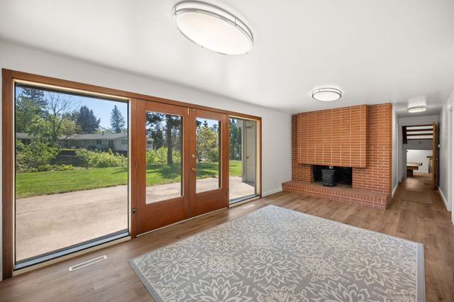 11708 E 19th Ave, Spokane Valley, WA 99206